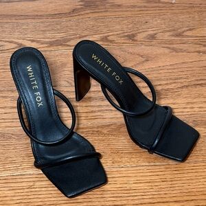 White Fox Boutique Black Square Toe Heels Size 6 NIB